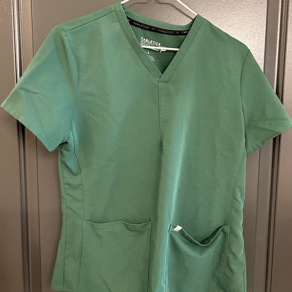 Fabletics Scrub Top